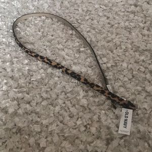 Skinny leopard belt